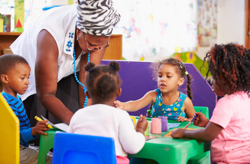 Why choose a bilingual nursery school?
